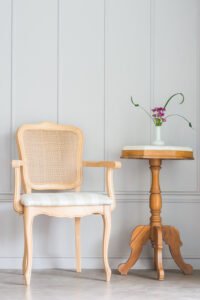 Read more about the article how to recover dining room chair seats