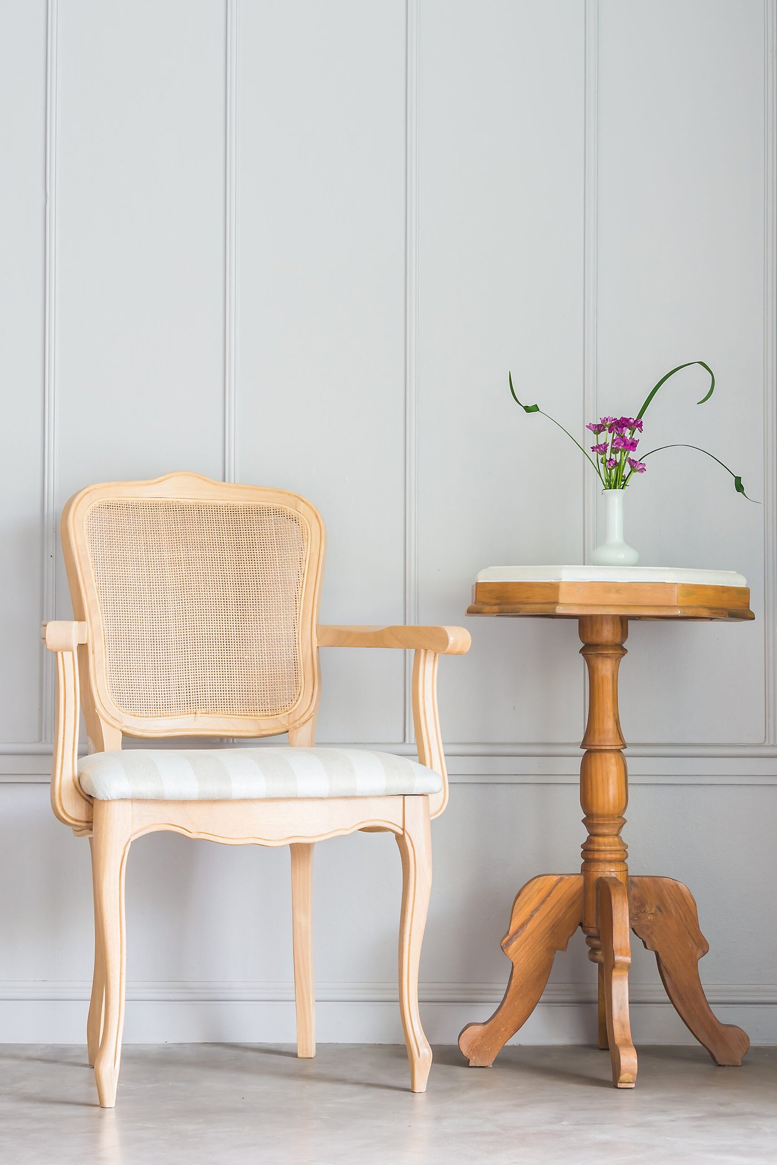 Read more about the article how to recover dining room chair seats